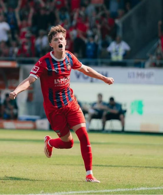 关于蒂姆连续七场比赛得分超过高光表现，拜仁挑战极限！的信息-九游会篮球直播