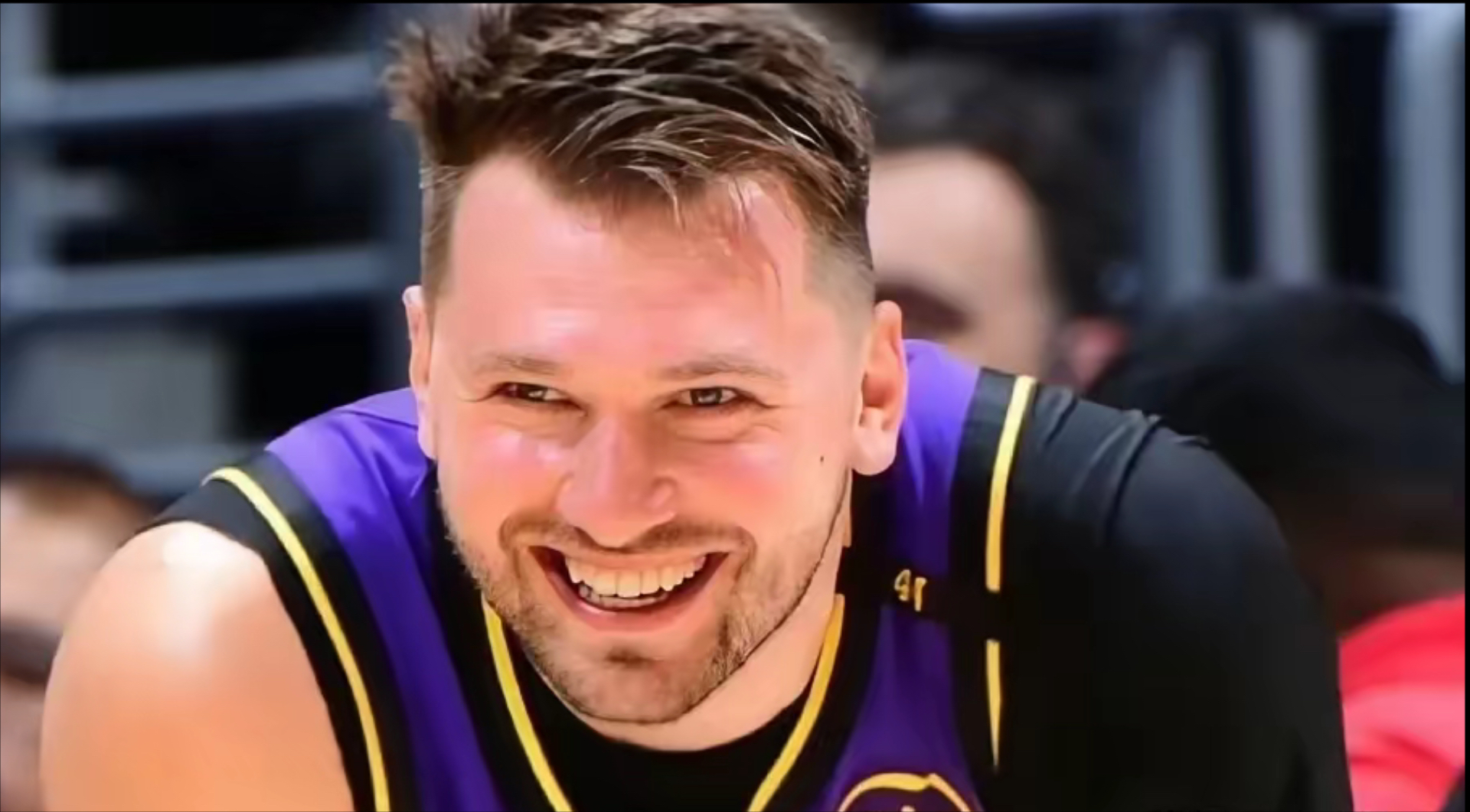  东契奇连续十场比赛得分超过势不可挡，瑞士队挑战极限！-九游会国际